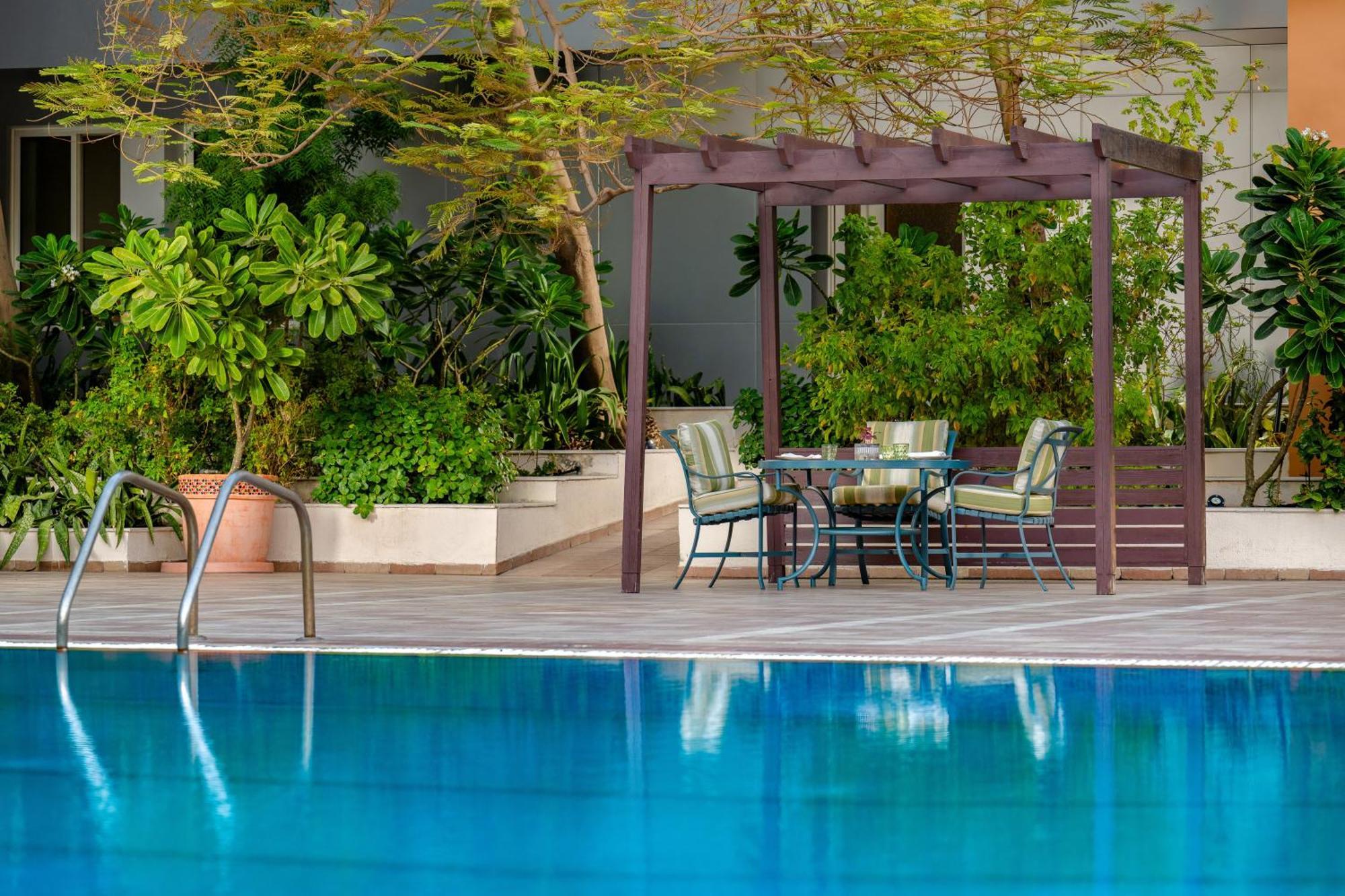 Carlton Al Moaibed Hotel Dammam Exterior foto Pergola